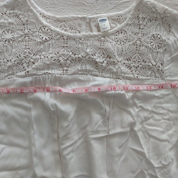 Old Navy Rayon Lace-Yoke Blouse/Tunic - Picture 5 of 5